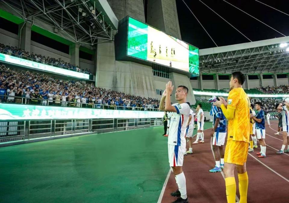 为球迷战斗, 最终平局也, 出场 为球迷战斗, 最终平局也, 出场