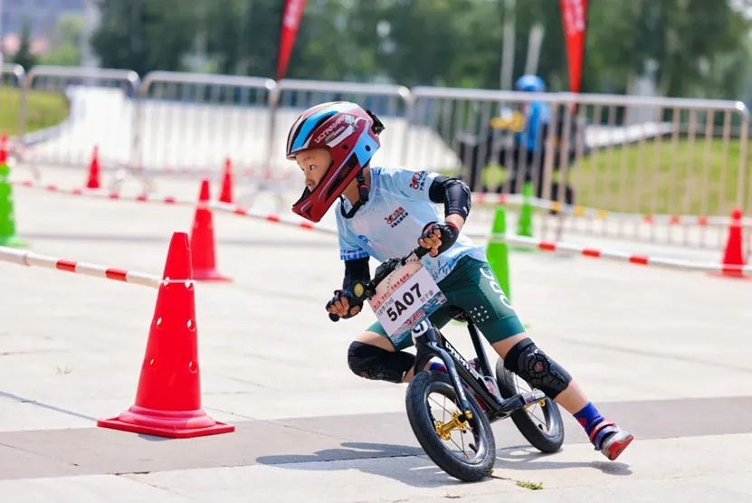 了潜在的客, 实现多方共 了潜在的客, 实现多方共