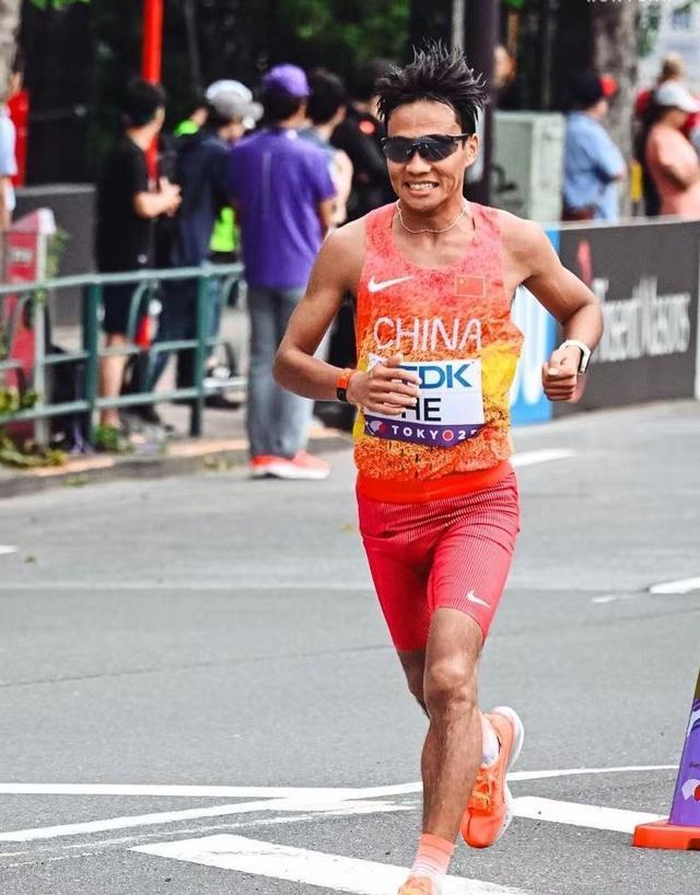 练管理中心, 何杰和杨绍