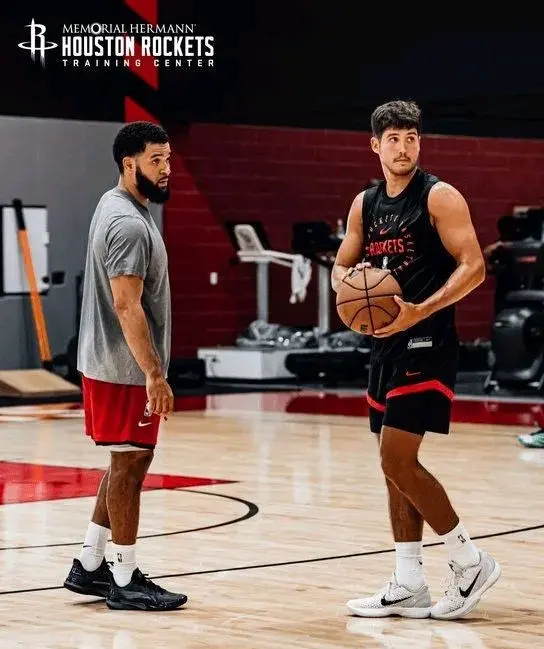 一号位的情 一号位的情